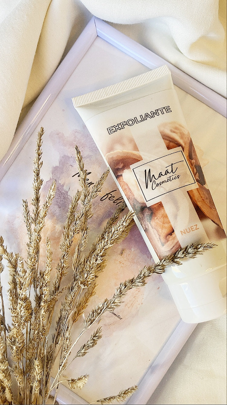 Walnut Scrub – Exfoliación Natural y Renovadora